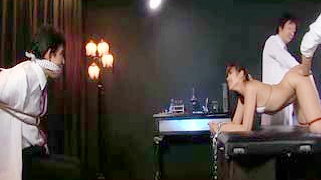 紫咲葵与同事狂野缠绵 让绑缚丈夫束手无策