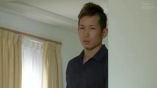 麻美秘密欲望被玩弄男孩用震动器在内裤中满足