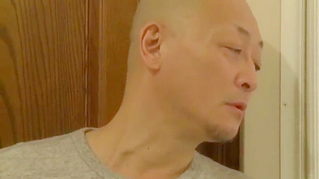 日本贫困家庭主妇每天遭变态公婆骚扰