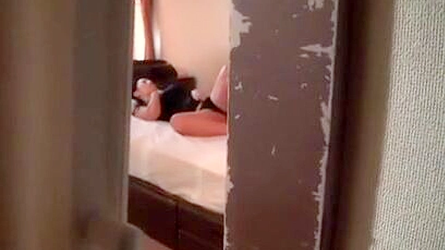 妹妹的秘密欲望在激情日本色情视频中被哥哥满足