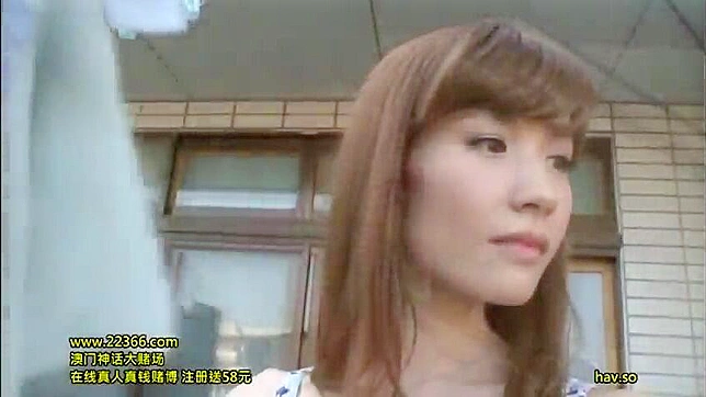 梦中情人 Yuna 的诱惑：丰满的日本邻居趁机而上