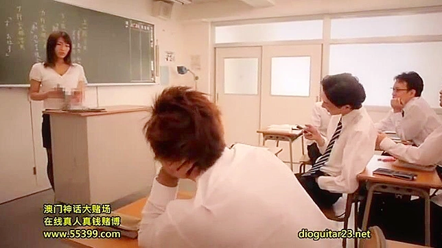 调皮女学生南美与同学的性爱冒险