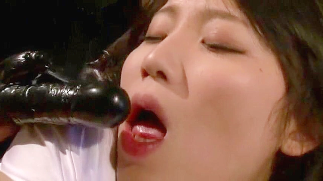 仓田真央胸部与亚洲黑帮的激情遭遇