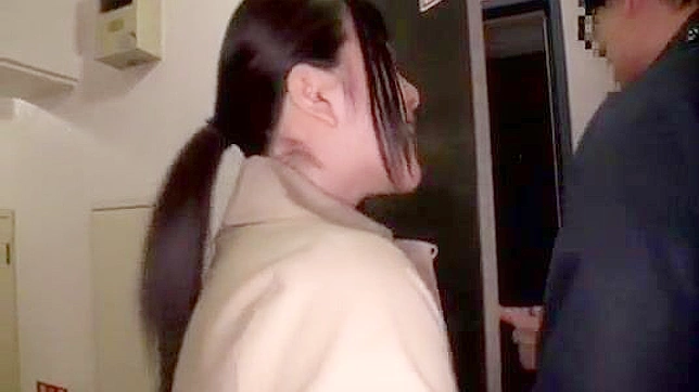 性感日本洗衣房与陌生人激情狂欢