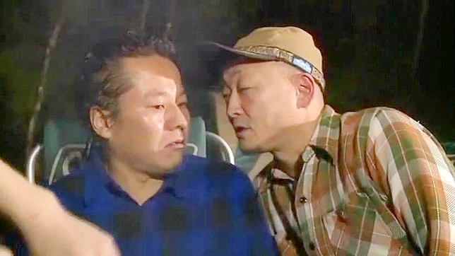 姐妹诱惑：充满惊喜转折的亚洲成人视频