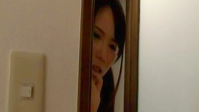 亚洲家庭性生活让年轻人兴奋不已