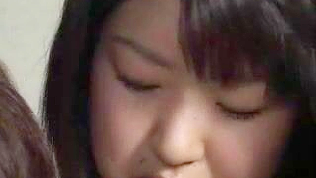 禁忌家庭乐趣—堂兄妹的秘密性爱会面