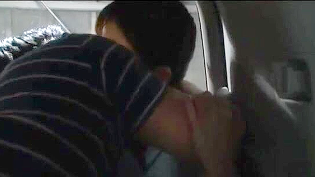 前男友在日本车里粗暴性爱激情交欢