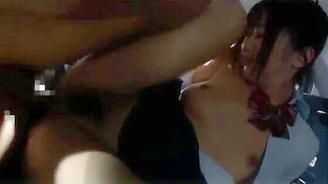 前男友在日本车里粗暴性爱激情交欢