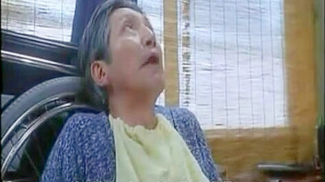 禁忌家庭关系：小叔子激怒老丈人狂野一夜情