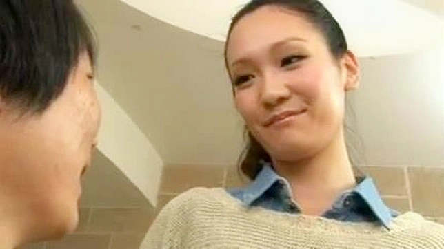 小个子大冒险：与长腿美女的激情之夜