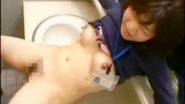 日本色情视频：洗衣房与邻家少女的秘密激情邂逅