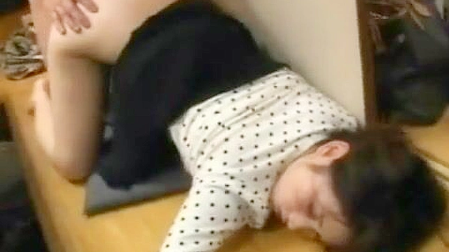 日本女学生在狂野派对中被轮奸
