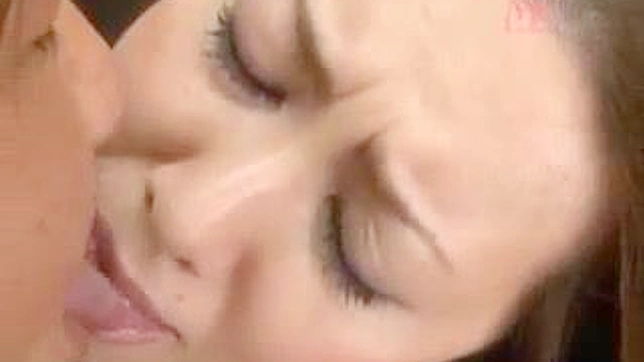 风间由美穿迷你裙的性感时刻