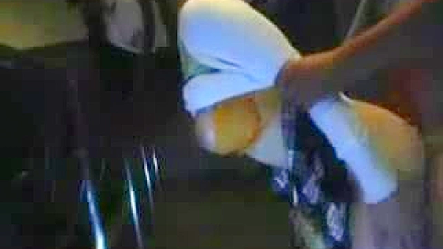 影院诱惑 — 和陌生人激情共乘一夜情