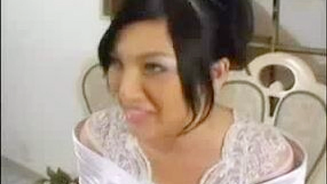 朝日性感婚礼之夜 - 日本成人视频管站