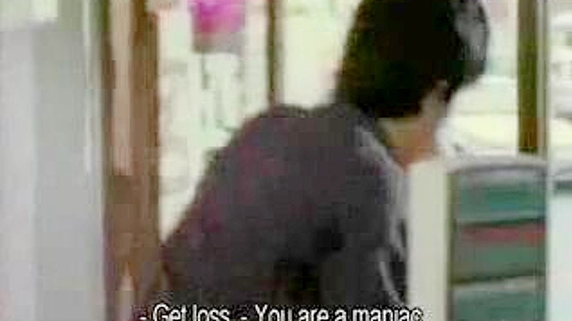 街头炮战：亚洲美女的野性交欢时刻