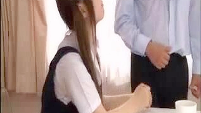 禁忌叔叔的欲望—JAV成人视频馆藏