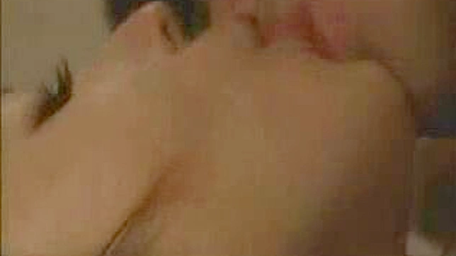 释放欲望：秘密啪啪与闺蜜男友的激情夜