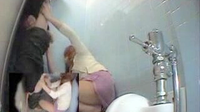 日本厕所挑逗 —JAV XXX视频在线观看