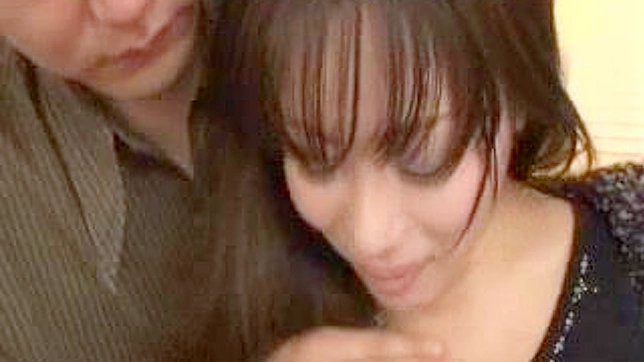 亚洲熟女佣听情侣激情性爱秘密欲望爆发