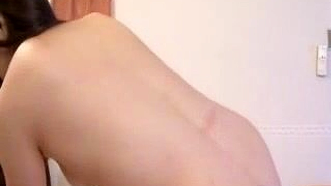 性感酣眠：睡前妻子狂野之夜