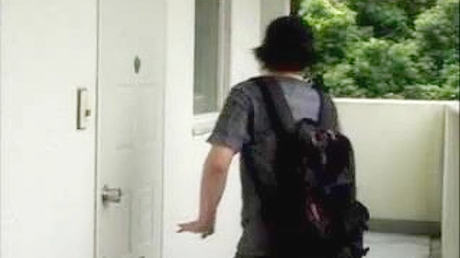 日本女人在色情视频中遭受猛烈攻击