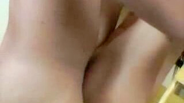 激情亚洲情侣在镜头前亲密邂逅