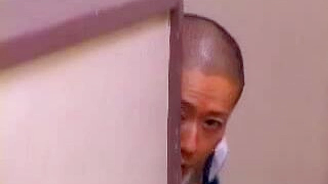 日本度假小便美女 - 无码AV成人视频库