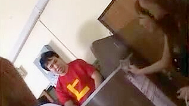 性感淋浴场景—偷偷观赏亚洲美女脱衣秀