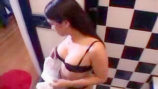 调皮护士与富翁病患的秘密欢愉时光