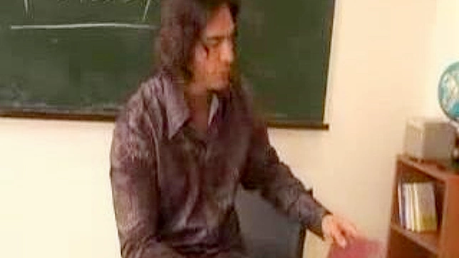 变态教授在日本惩罚清纯女学生