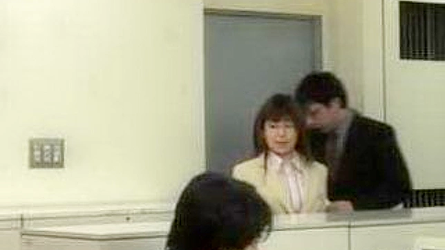 办公室女郎的无拘欲望