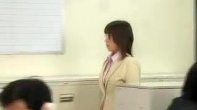 办公室女郎的无拘欲望