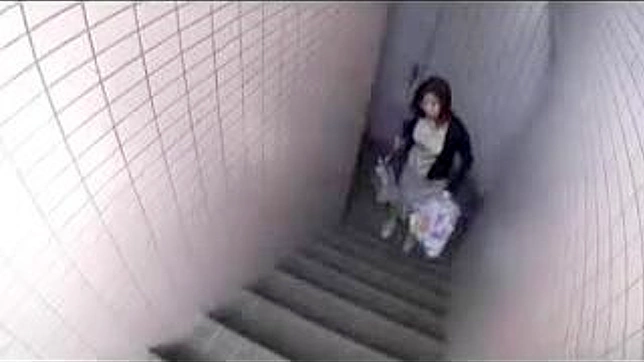 纯真被侵犯：日本女子与变态男的悲惨遭遇