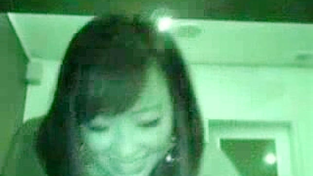 渴望的亚洲女孩湿热口交视频记录