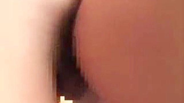 紧握温柔操性感东方女孩的阴部