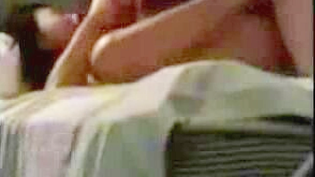 性感秘密揭晓：亚洲主妇火热真人秀直播会话