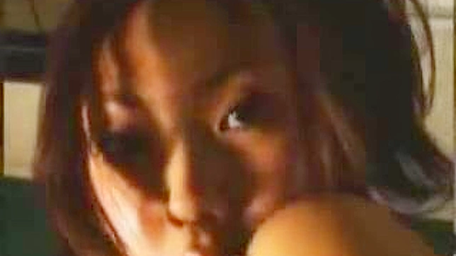 绳索束缚加粗暴抽插让她在JAV中完全屈服