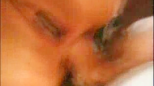 日本情侣私密时刻被镜头捕捉记录下来