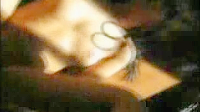 日本情侣私密时刻被镜头捕捉记录下来