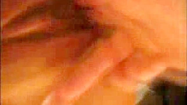 日本情侣私密时刻被镜头捕捉记录下来