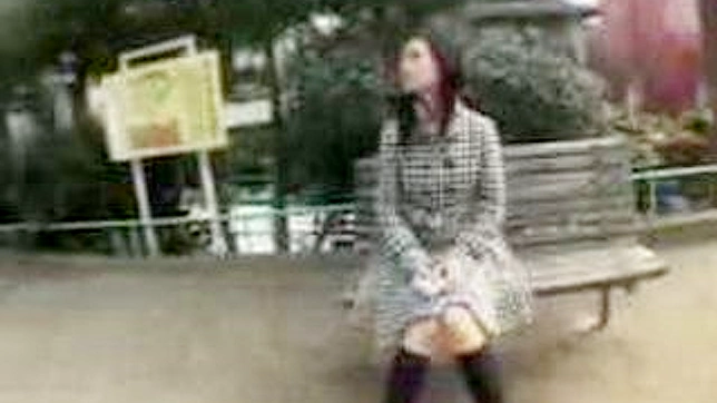 熟女在游乐场情欲高涨—JAV成人视频流媒体