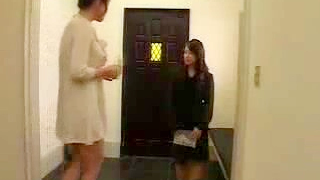 日本美人性感脱衣与挑逗