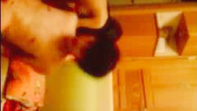 业余情侣在日本的亲密接触 - 高清XXX JAV影片