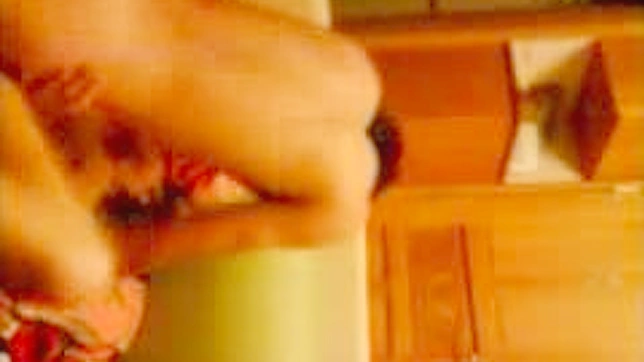 业余情侣在日本的亲密接触 - 高清XXX JAV影片