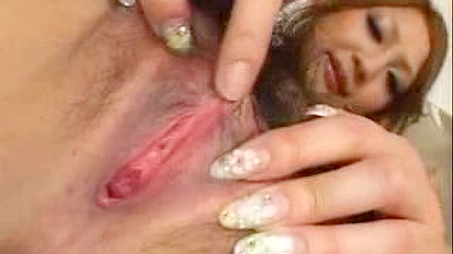 震撼快感之旅：东方女孩的高潮探索记