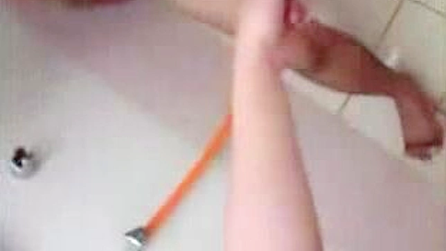 浴室激情：日系情侣的亲密时刻热恋体验