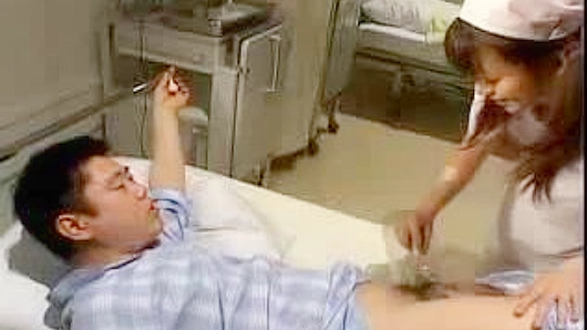 日本调皮护士与病患的秘密治疗课程