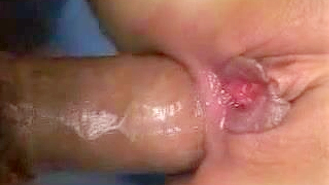 亚洲情侣与性感兄弟三人行享乐夜